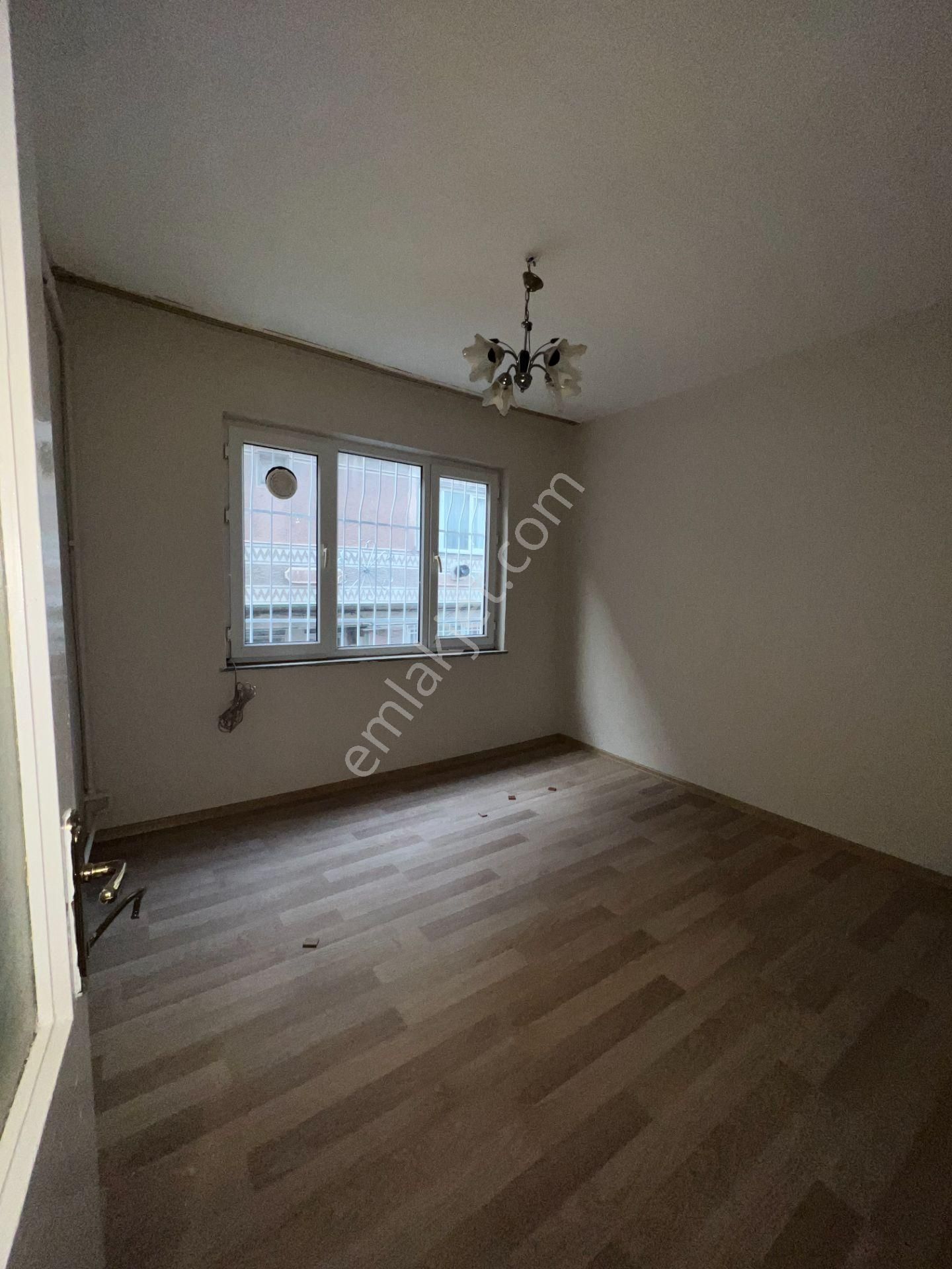 Bursa Yıldırım Beyazıt Mh Şenay Sk,ta Kiralık Birincikatta 2+1 Daire - Görsel 12