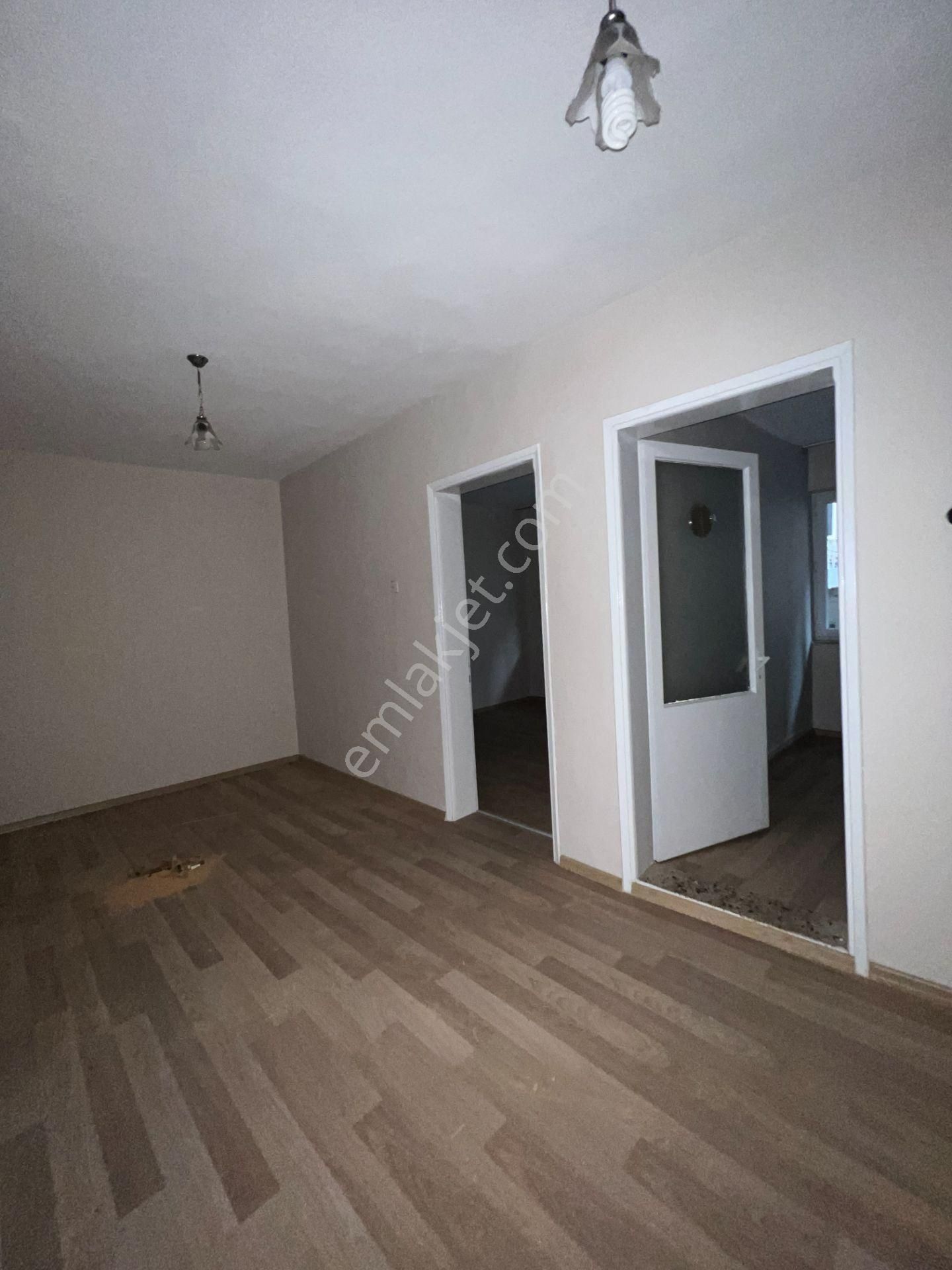 Bursa Yıldırım Beyazıt Mh Şenay Sk,ta Kiralık Birincikatta 2+1 Daire - Görsel 14