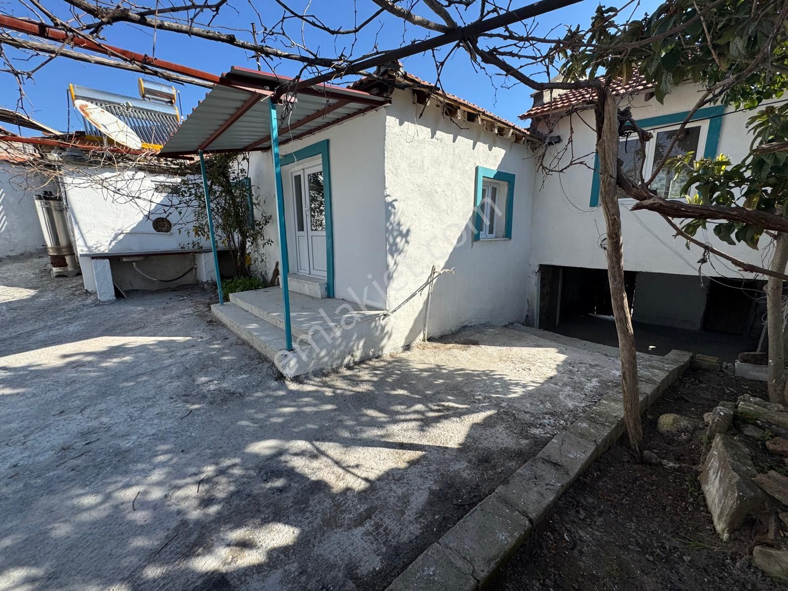 Burhaniye Bahadınlı 450 M2 Arsa İçinde Satılık Müstakil Köy Evi - Görsel 27