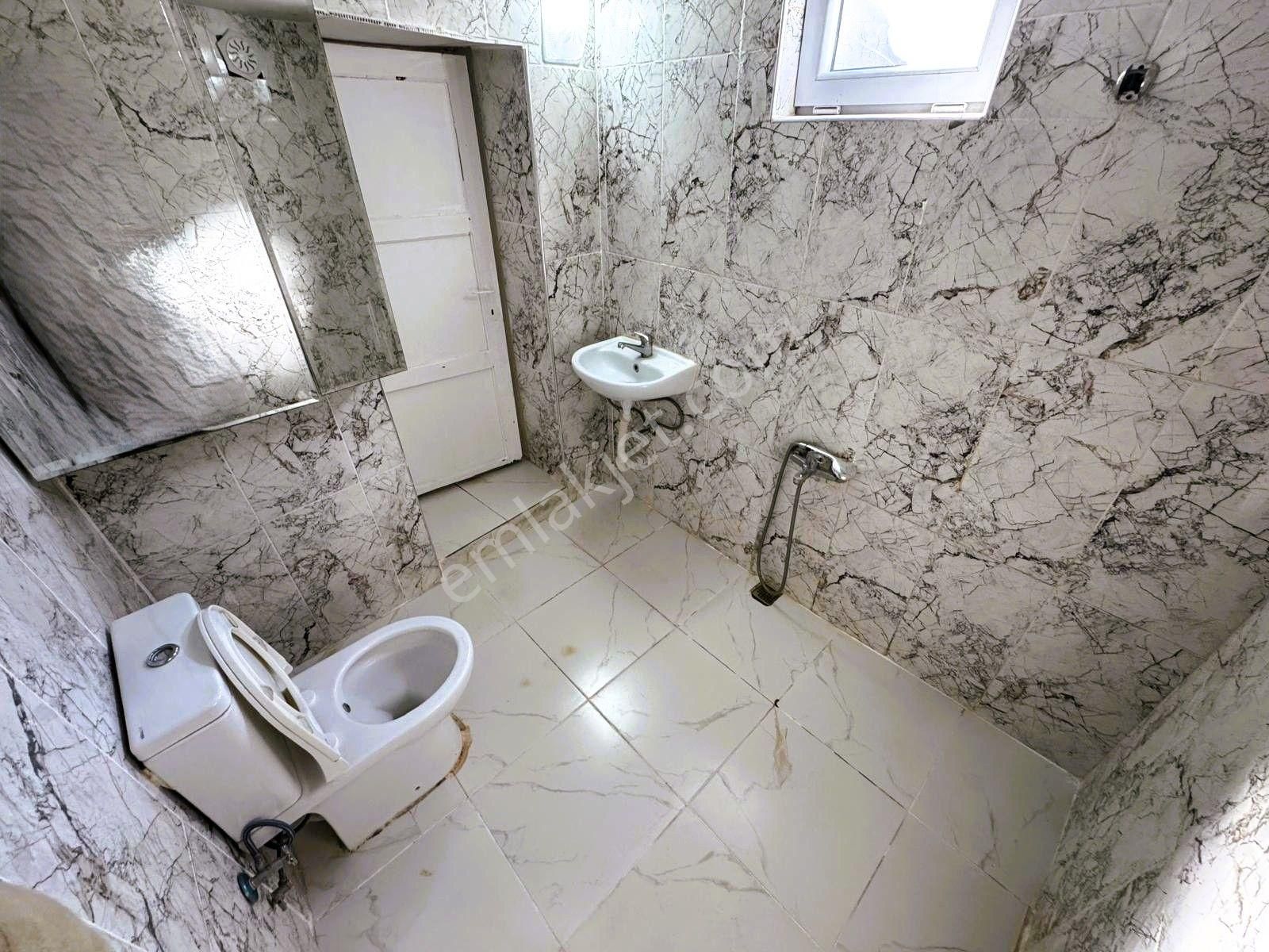 Burhaniye Bahadınlı 450 M2 Arsa İçinde Satılık Müstakil Köy Evi - Görsel 9