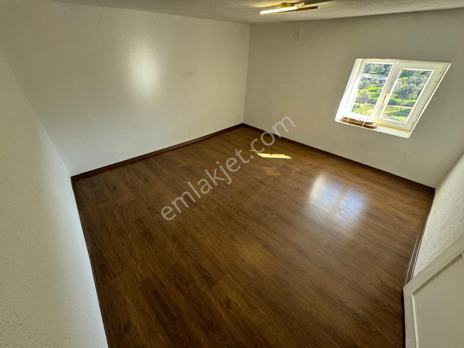 Burhaniye Bahadınlı 450 M2 Arsa İçinde Satılık Müstakil Köy Evi - Görsel 15