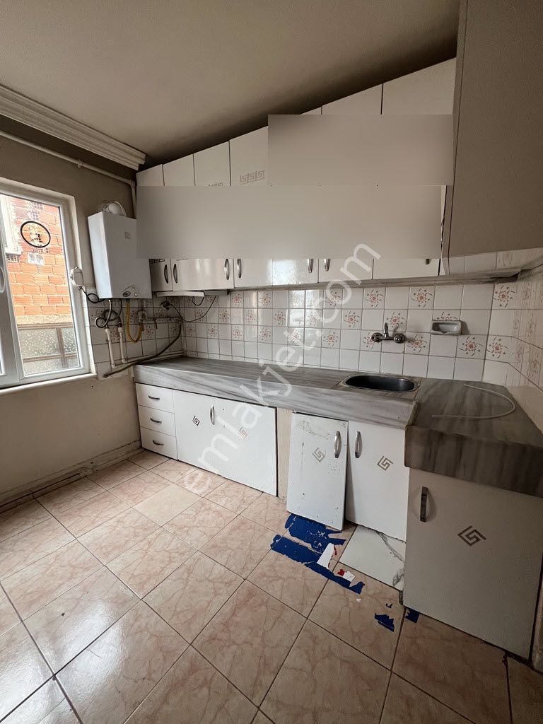 Bursa Yıldırım Beyazıt Mh Şenay Sk,ta Kiralık Üçüncükatta 2+1 Daire - Görsel 7