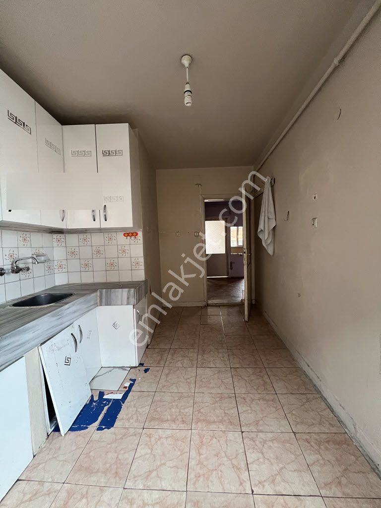 Bursa Yıldırım Beyazıt Mh Şenay Sk,ta Kiralık Üçüncükatta 2+1 Daire - Görsel 6