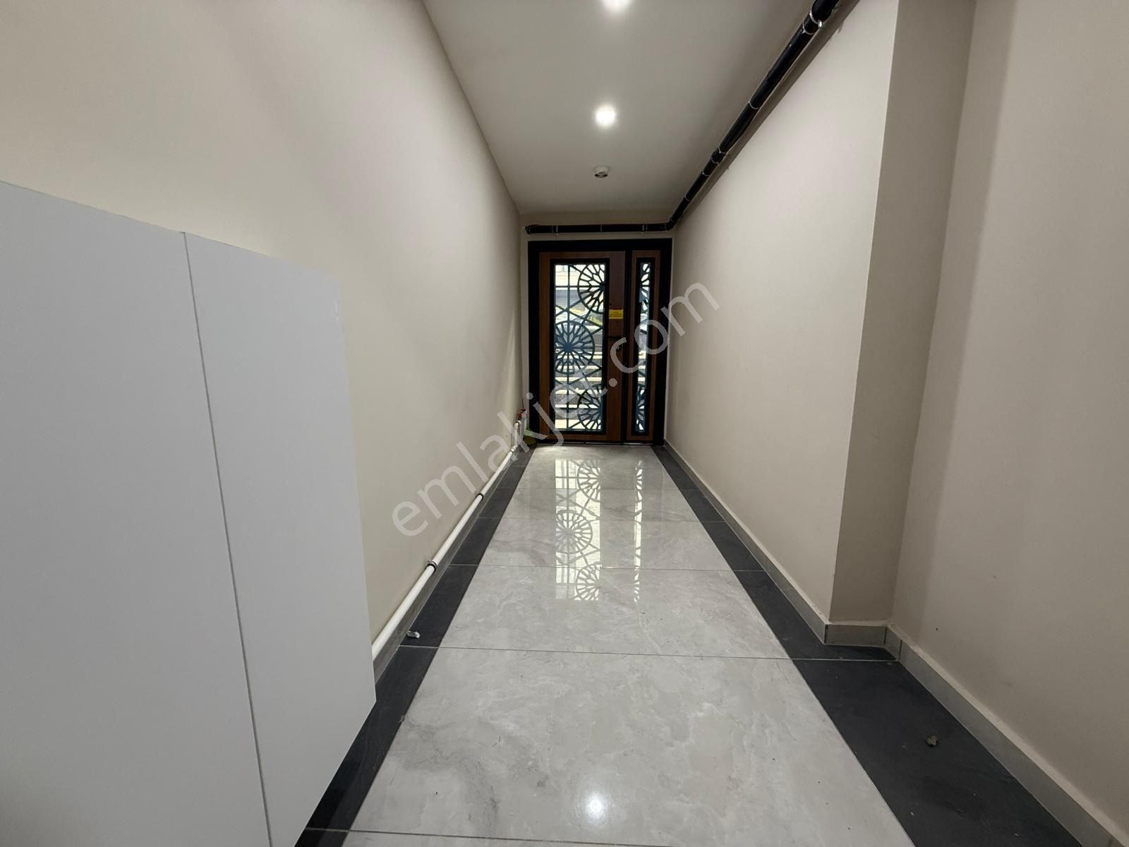 İstanbul House'dan B.evler'de Sıfır Binada 2+1 Giriş Katı Daire - Görsel 22