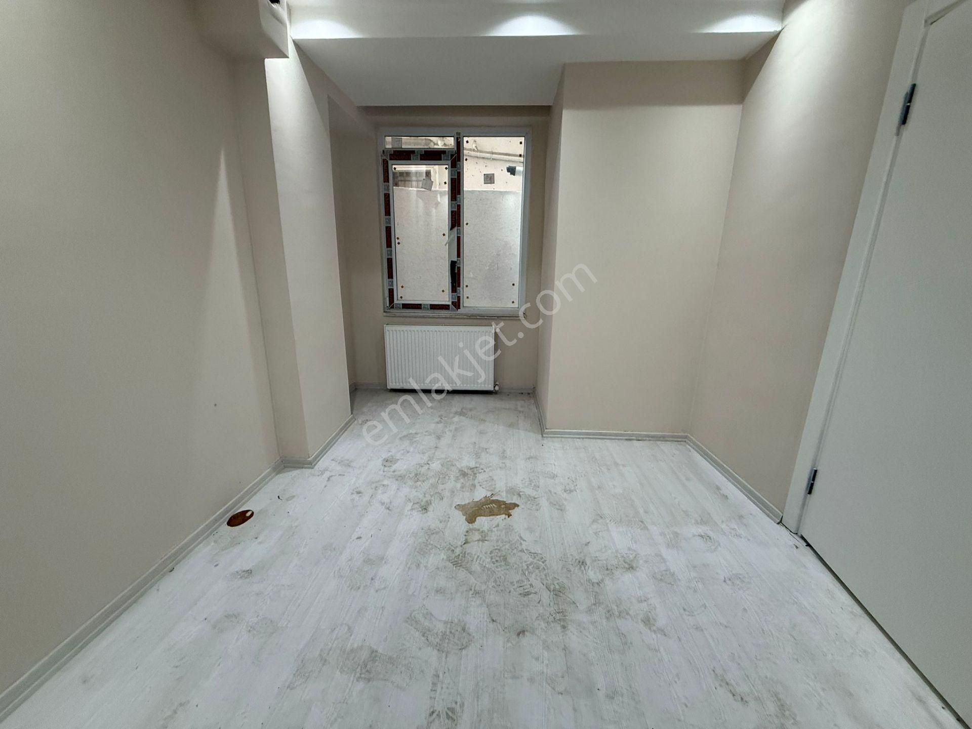 İstanbul House'dan B.evler'de Sıfır Binada 2+1 Giriş Katı Daire - Görsel 9