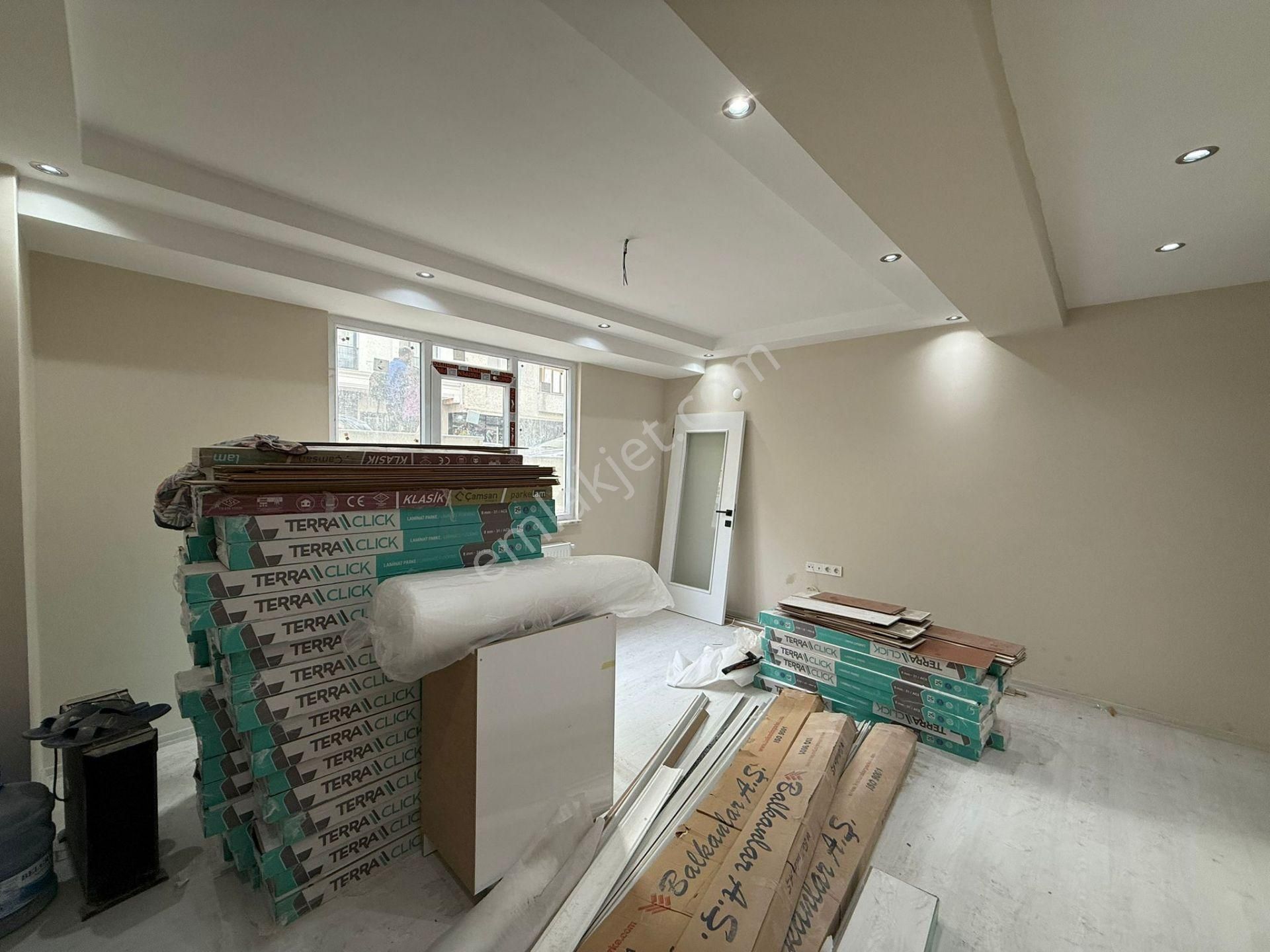 İstanbul House'dan B.evler'de Sıfır Binada 2+1 Giriş Katı Daire - Görsel 2