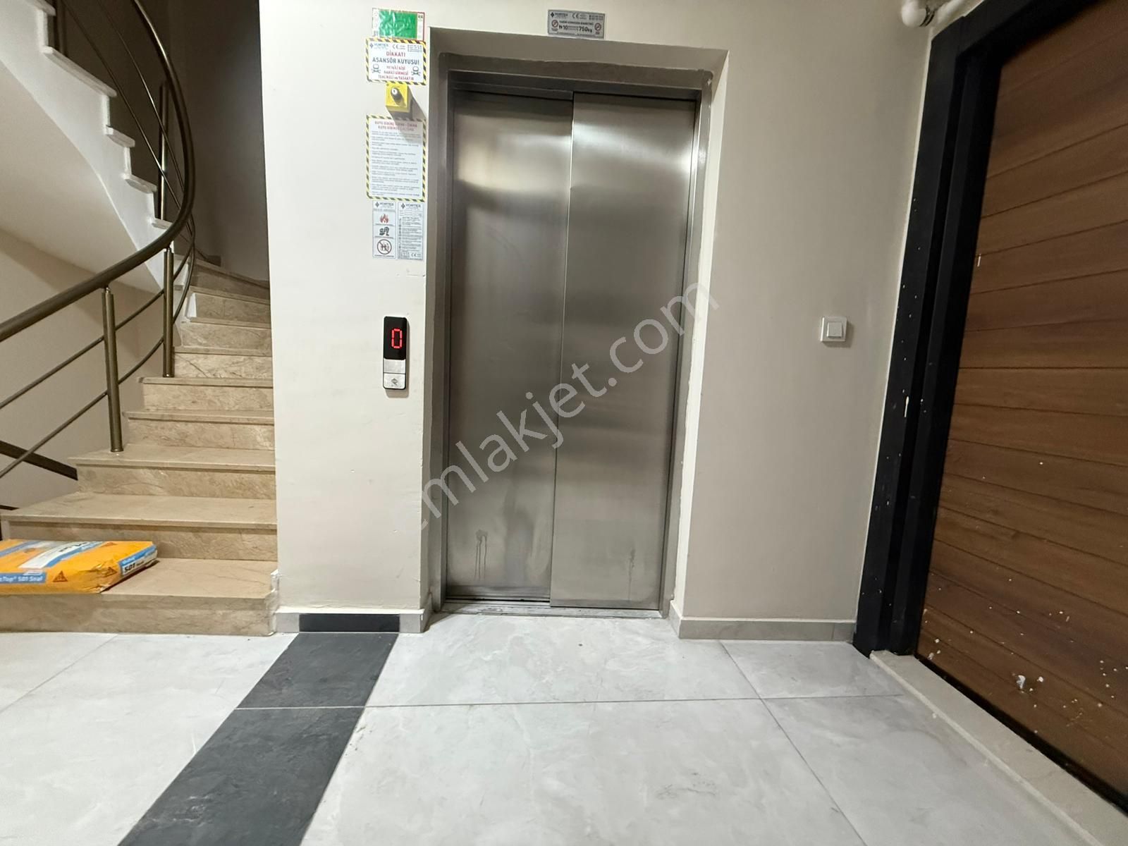 İstanbul House'dan B.evler'de Sıfır Binada 2+1 Giriş Katı Daire - Görsel 21