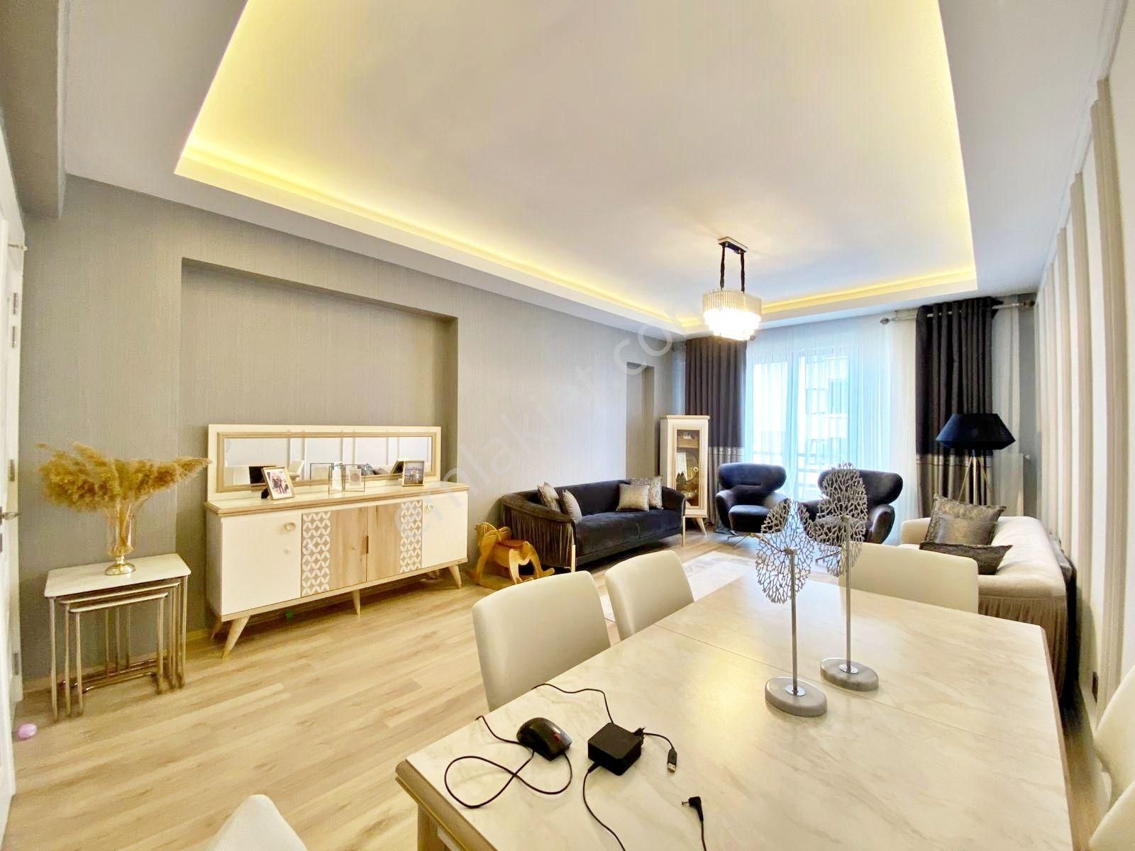 Karacaahmet'te Merkezi Konumda Masrafsız Fırsat Lüx 3+1 Daire - Görsel 10