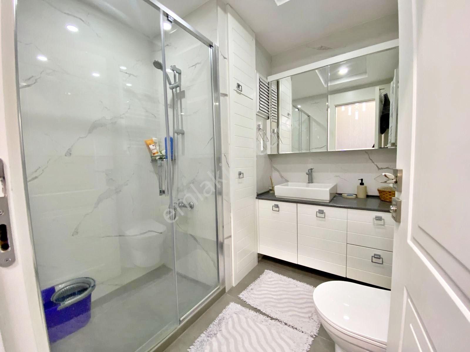 Karacaahmet'te Merkezi Konumda Masrafsız Fırsat Lüx 3+1 Daire - Görsel 28