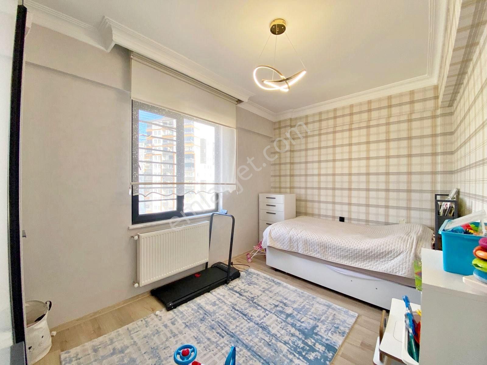 Karacaahmet'te Merkezi Konumda Masrafsız Fırsat Lüx 3+1 Daire - Görsel 15