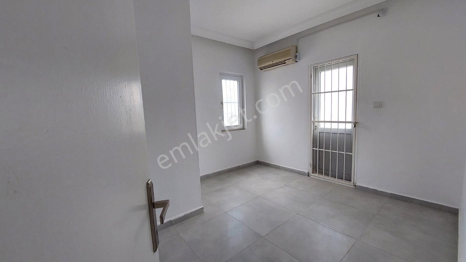 Didim Fevzipaşa Mahallesi Site İçinde 3+1 Bahçeli Tripleks Villa - Görsel 18