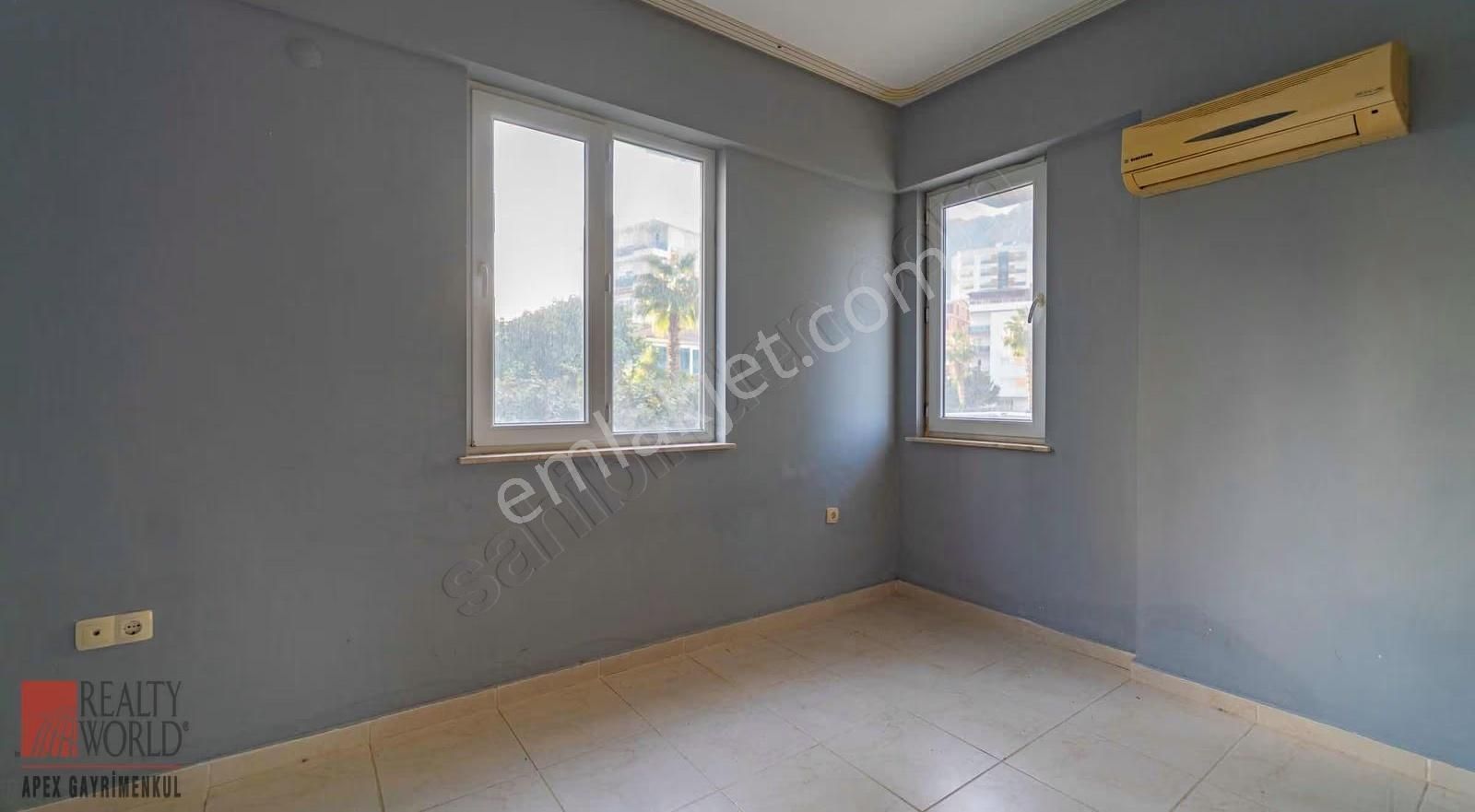 Konyaaltında 2+1 İskanlı+kapalı Otoparklı+havuzlu Site İçi - Görsel 9