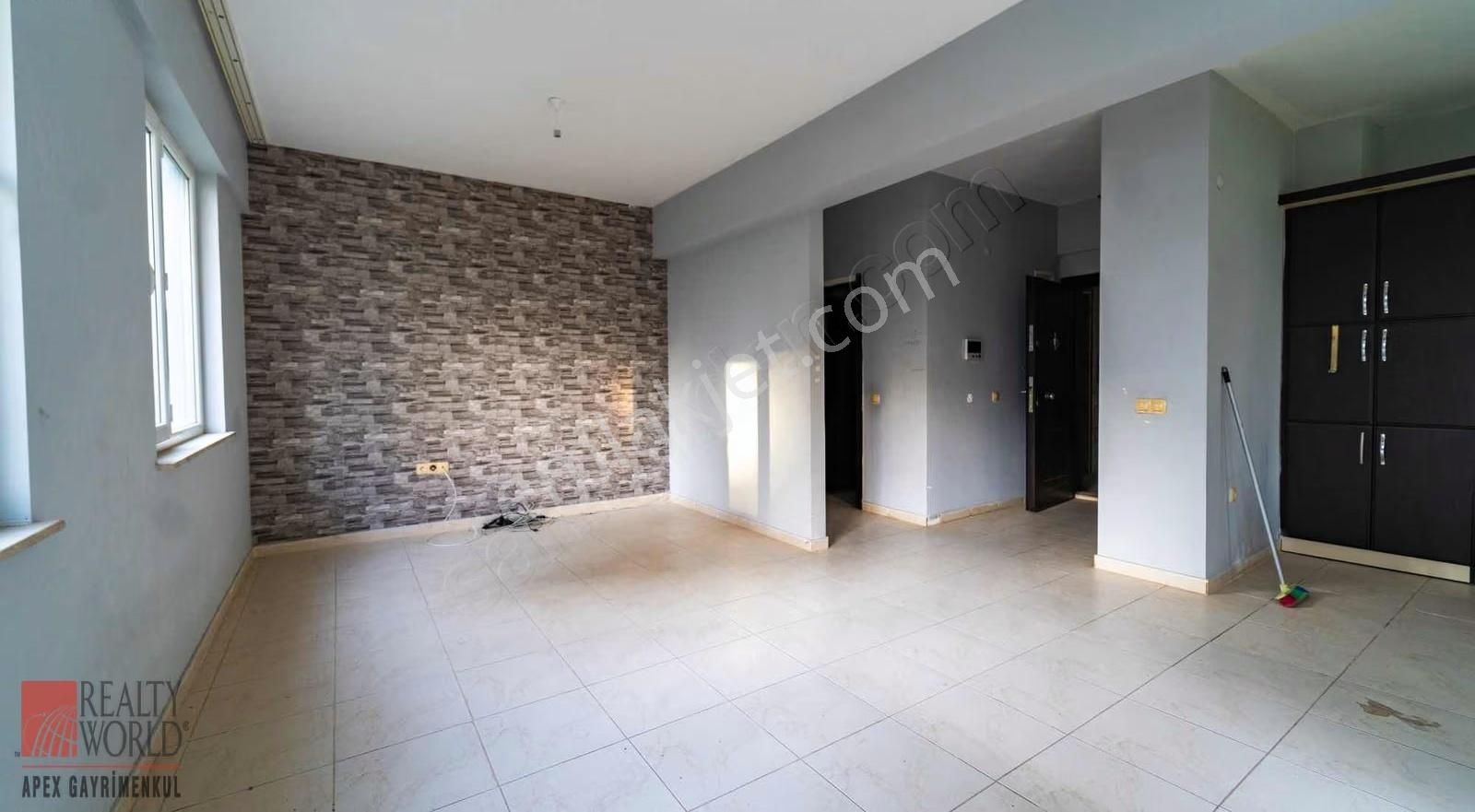 Konyaaltında 2+1 İskanlı+kapalı Otoparklı+havuzlu Site İçi - Görsel 8