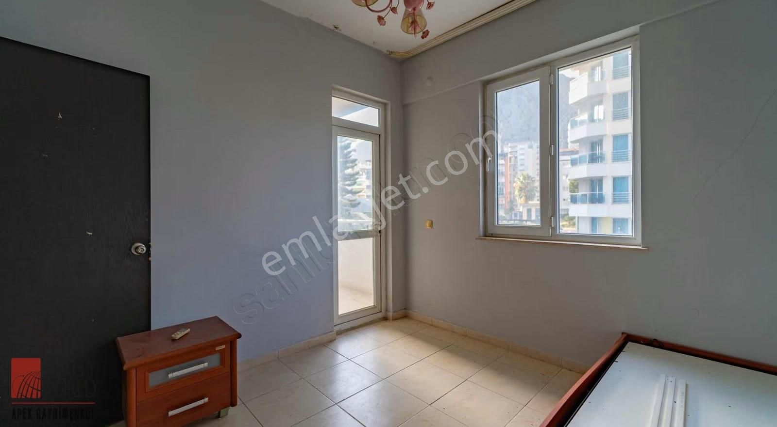 Konyaaltında 2+1 İskanlı+kapalı Otoparklı+havuzlu Site İçi - Görsel 29