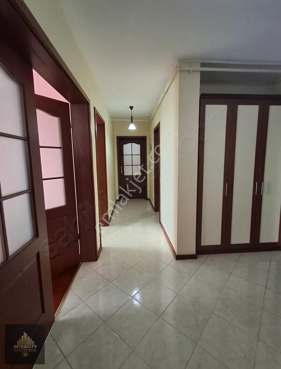 Parlementerler Sitesinde 180 M2 3+1 Satılık Geniş Daire - Görsel 12