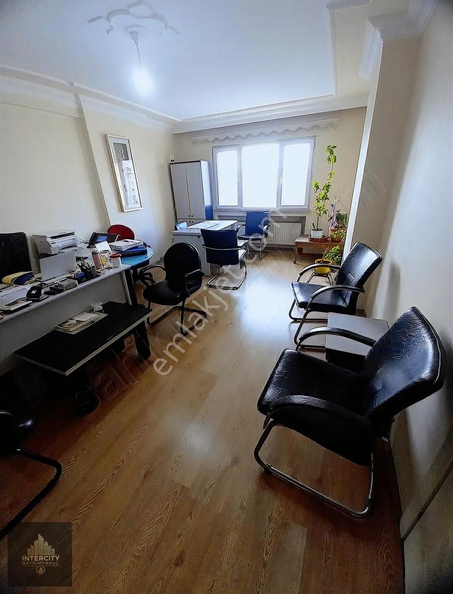 Beylikdüzü Atatürk Bulvarı Üzerinde Satılık 3+1 Fırsat Daire - Görsel 6