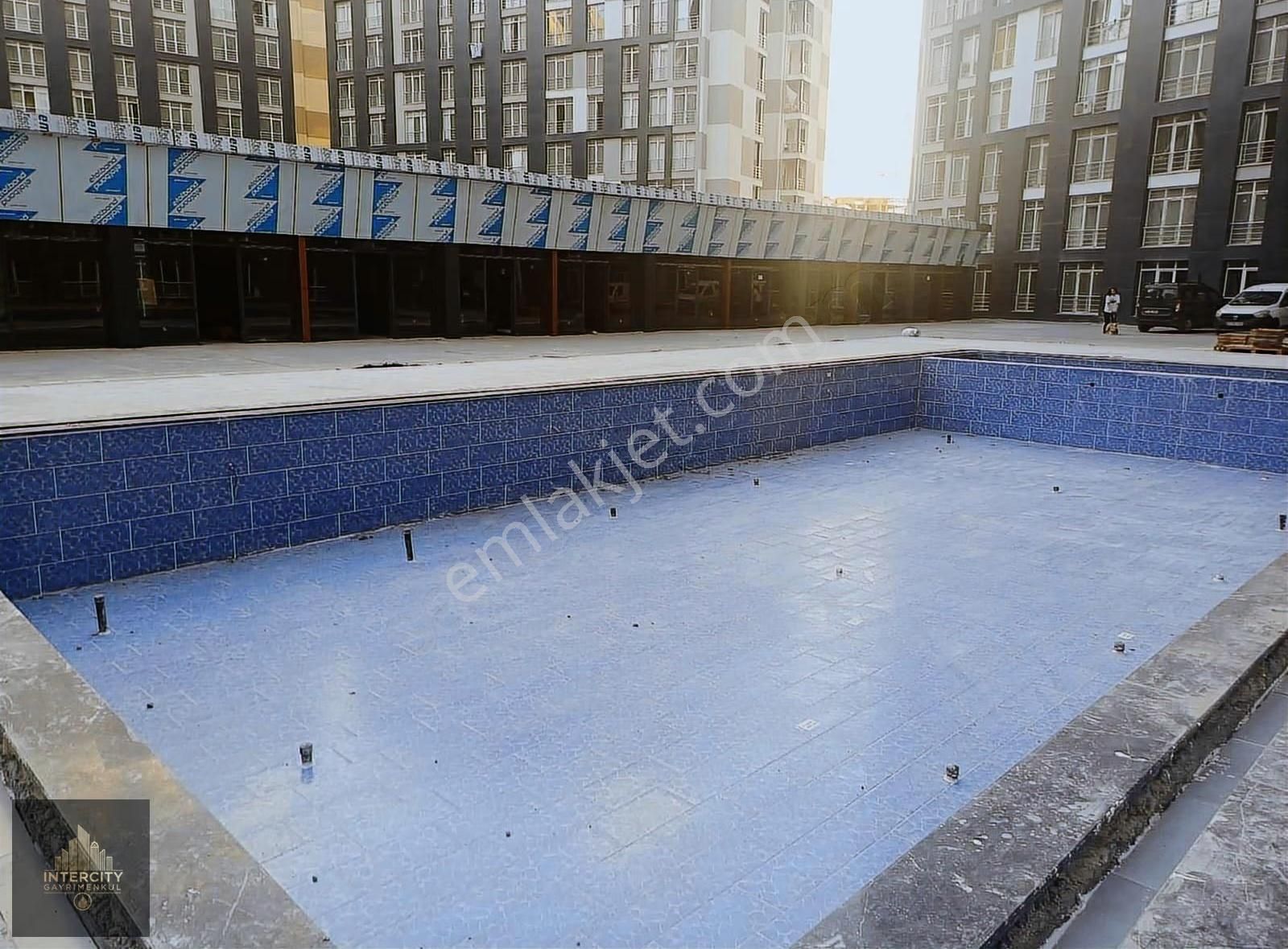 Esenyurt Zafer Mah. Hayatpark 4 Sitesi 2+1 Kiralık Daire - Görsel 15