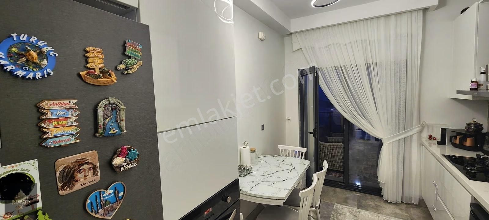 Emlak Konut 1. Etap | 3+1 | Kış Bahçeli | Full Kanal Manzaralı - Görsel 17