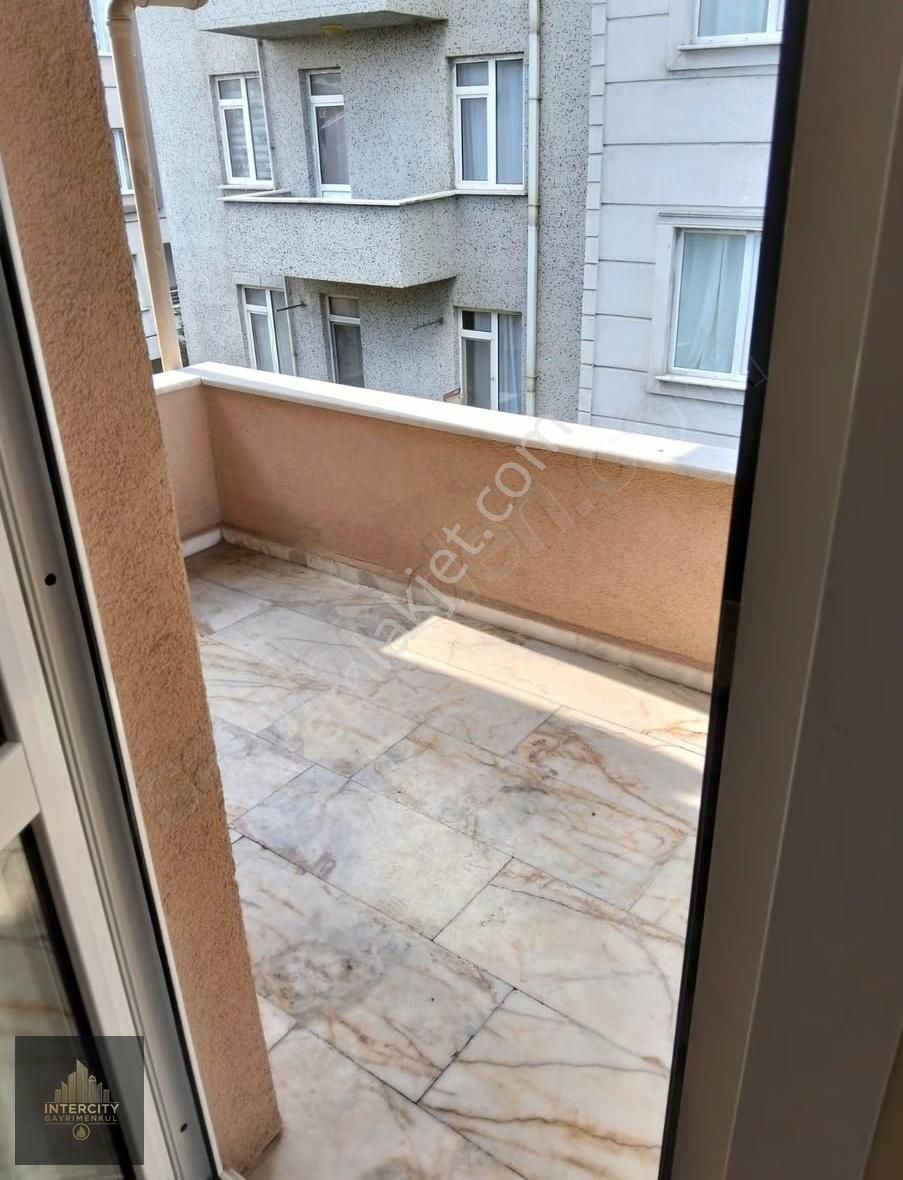 Beylikdüzü Yakupluda Kiralık 2,5+1 Daire - Görsel 3