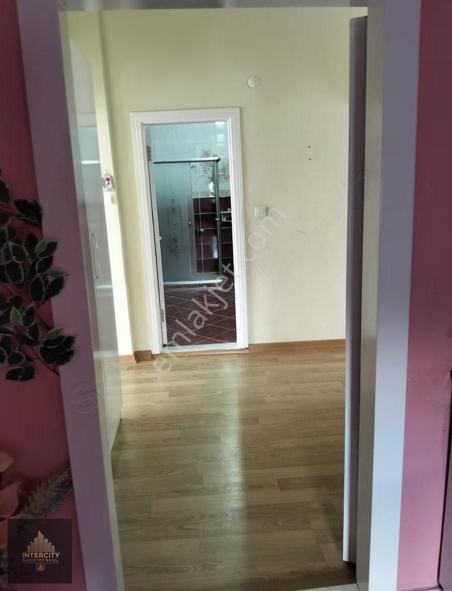 Beylikdüzü Yakupluda Kiralık 2,5+1 Daire - Görsel 9