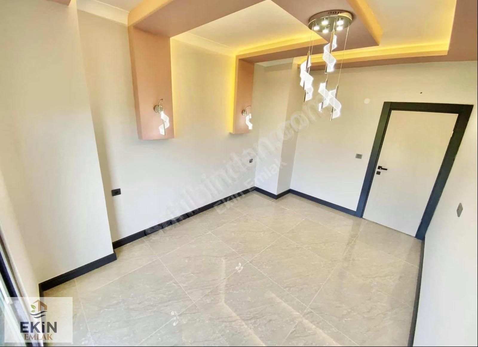 Güre'de Plaja Çok Yakın, Tasarım Harikası Tripleks Villa! - Görsel 3