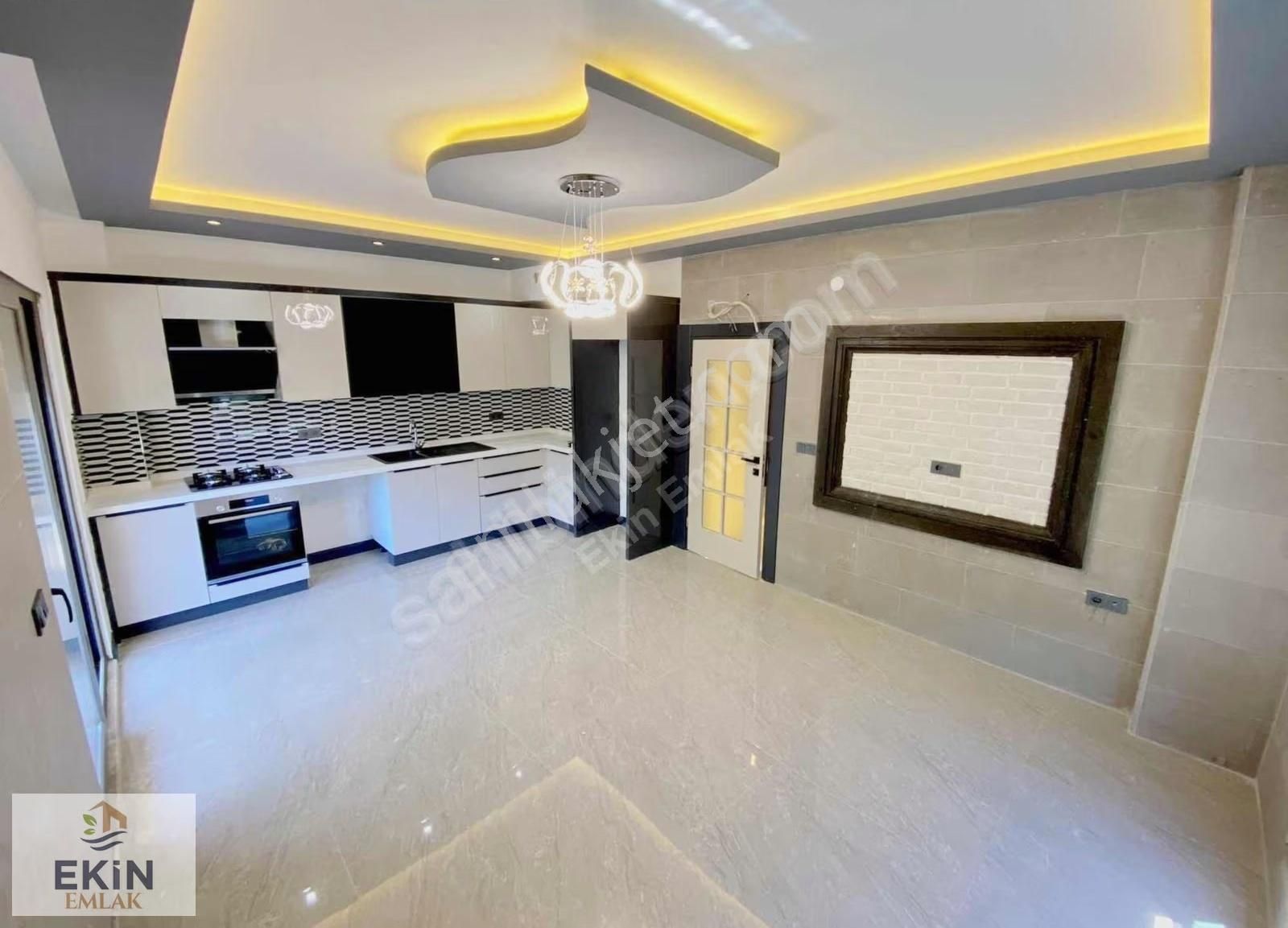 Güre'de Plaja Çok Yakın, Tasarım Harikası Tripleks Villa! - Görsel 21