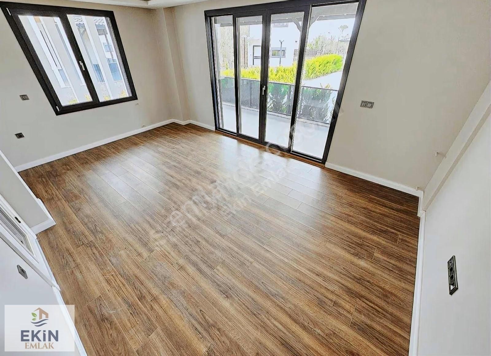 Güre'de Havuzlu, Otoparklı Lüks Site'de Denize 250m 3+1 Villa! - Görsel 16