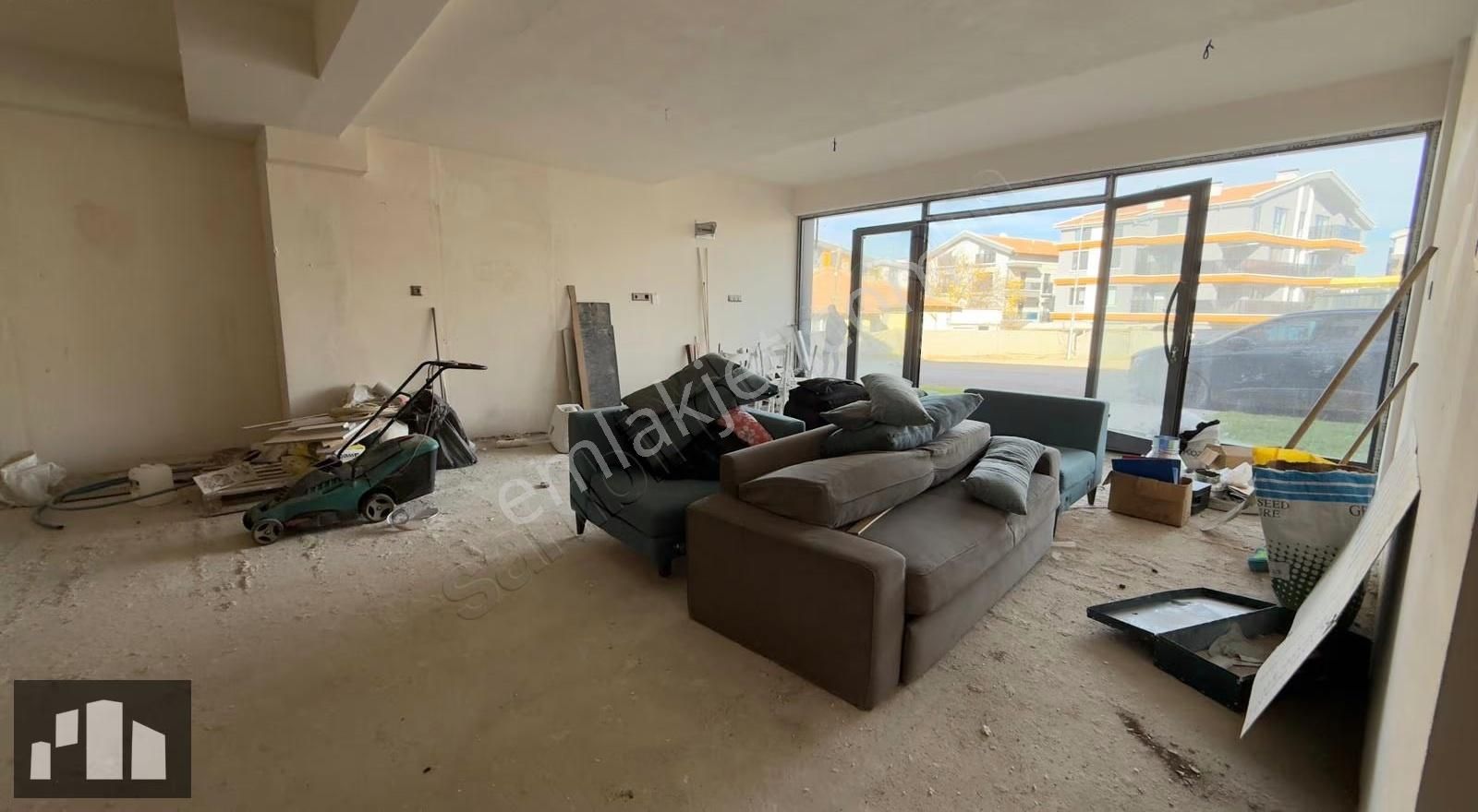 Taşcı Grup Gayrimenkul'den İncek'te Kiralık Dükkan - Görsel 4