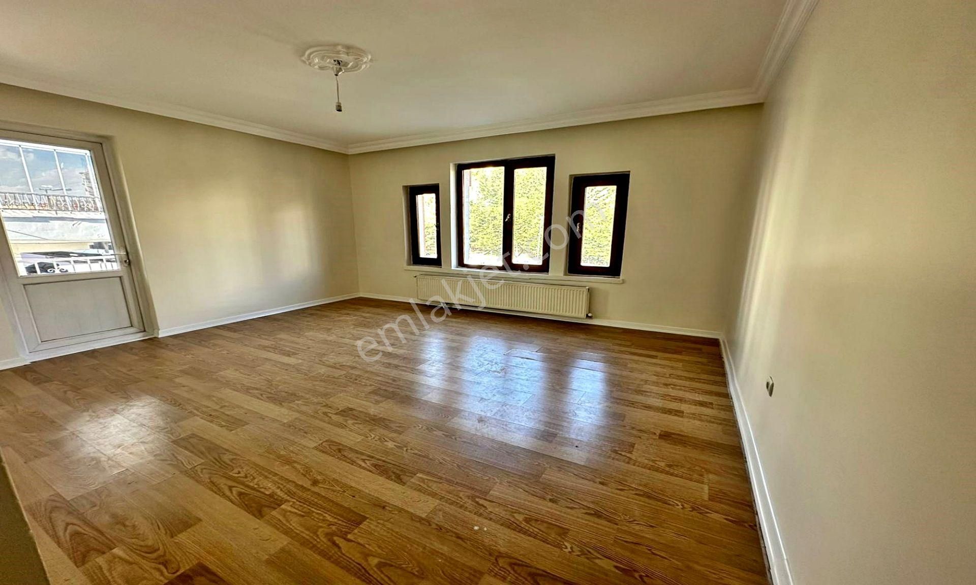 Kuşcağız Günsazak Caddesi Üzeri Kiralık Asansörlü Ön Cephe Kat Dairesi - Görsel 2