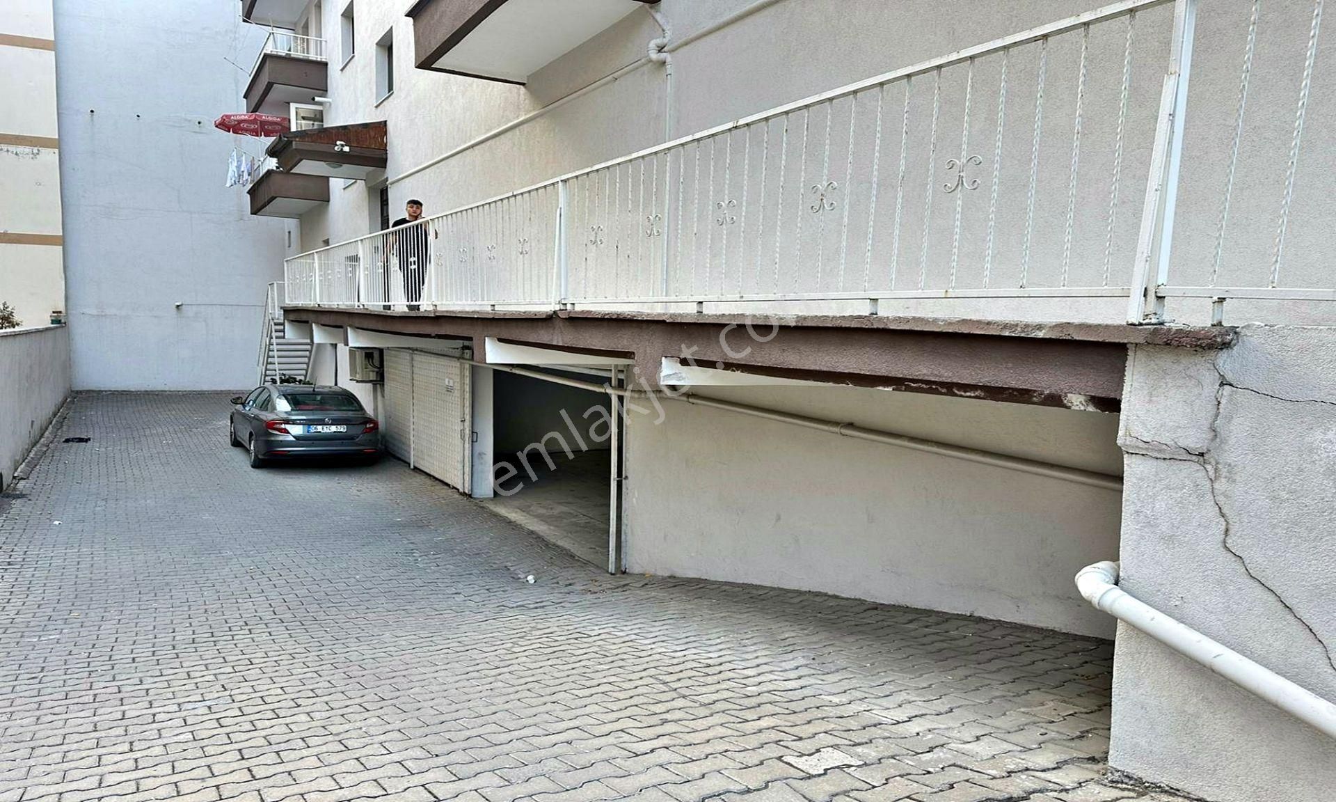 Kuşcağız Günsazak Caddesi Üzeri Kiralık Asansörlü Ön Cephe Kat Dairesi - Görsel 34
