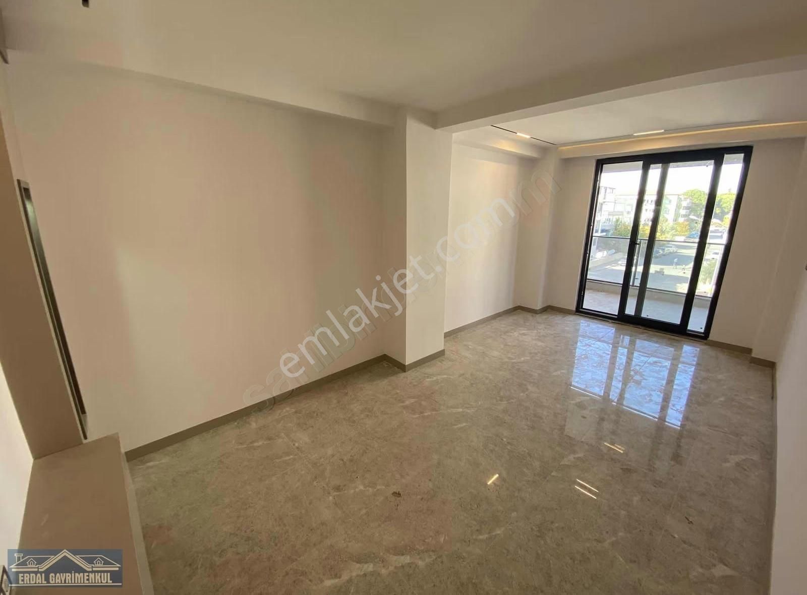 İncilipınar Da Satılık Ara Kat Sıfır Fırsat Daire - Görsel 11