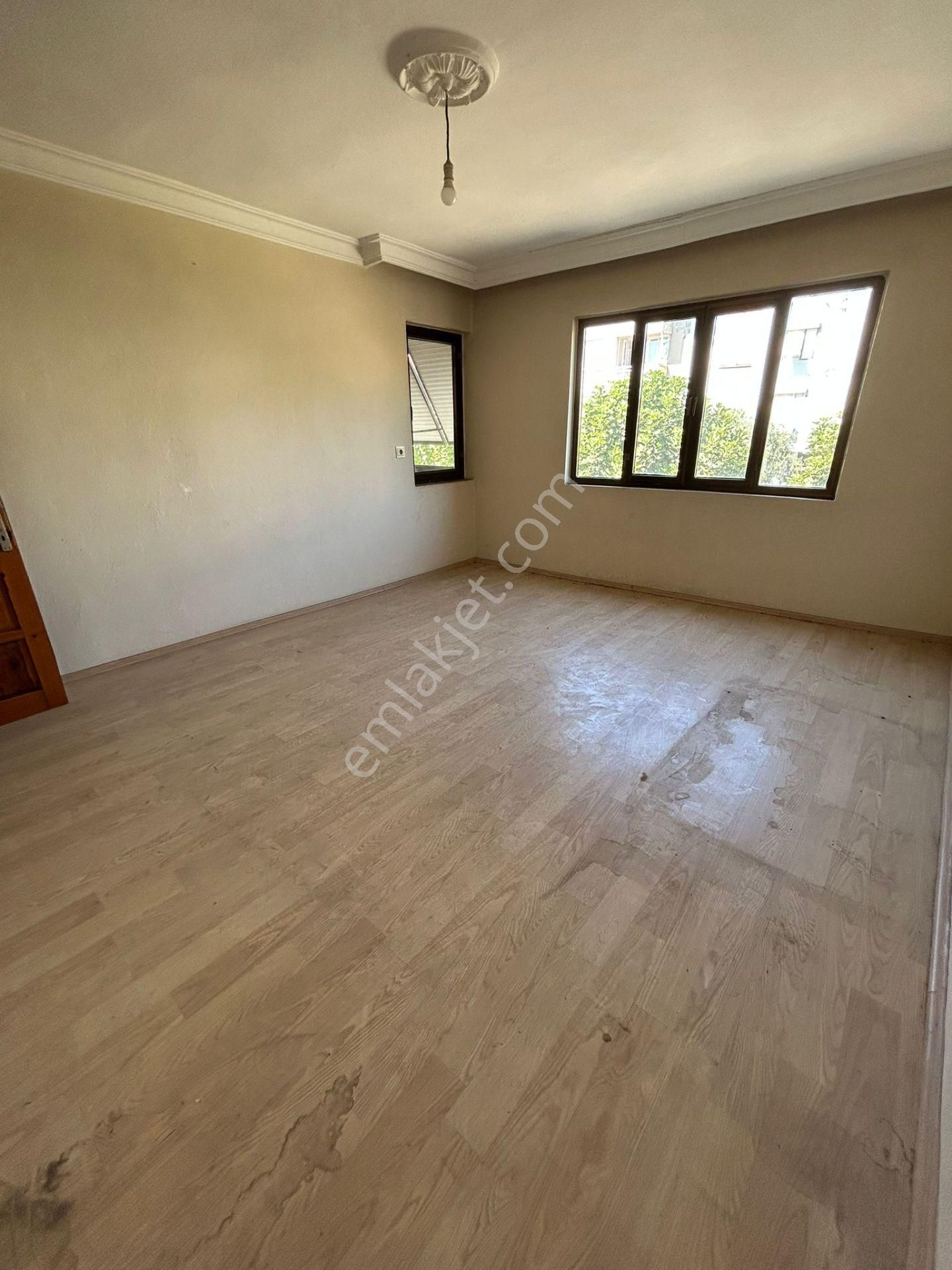 Tetik Emlak'tan Yeni Mahallede 3+1 Satılık Daire 2.300.000 Tl