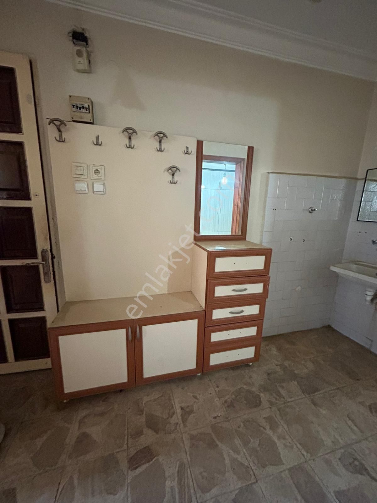 Tetik Emlak'tan Yeni Mahallede 3+1 Satılık Daire 2.300.000 Tl - Görsel 2