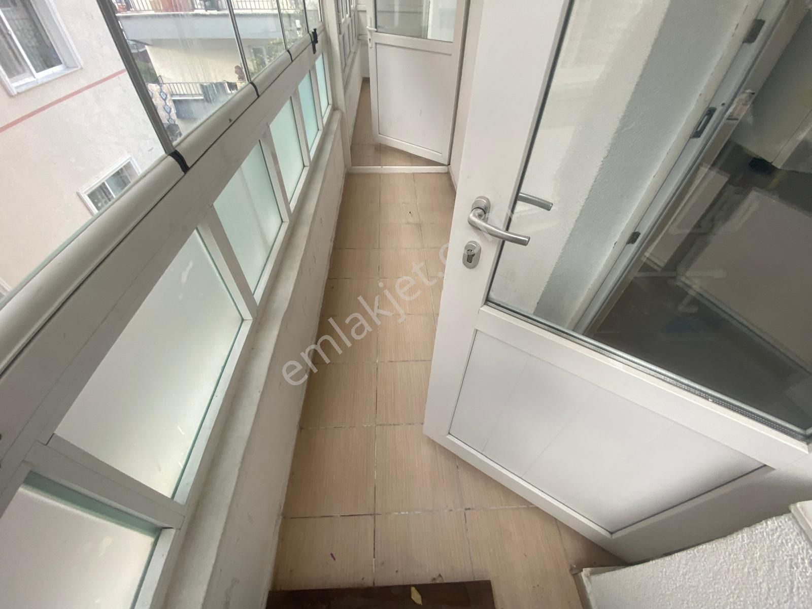 Koza Emlak'tan Selçuklu Mahalesinde Ara Katta Bağımsız Geniş Yapılı 3+1 Satılık Dairee - Görsel 9