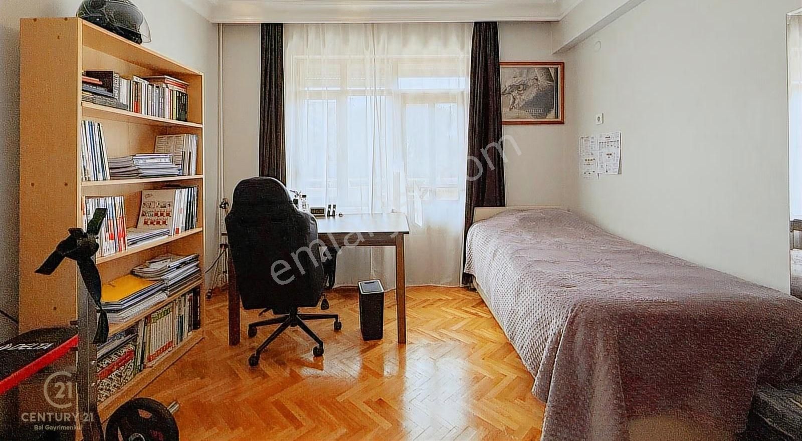 C21 Bal'dan Paşaalaanı Mahallesi 4+1 Müstakil Satılık Triplex - Görsel 4