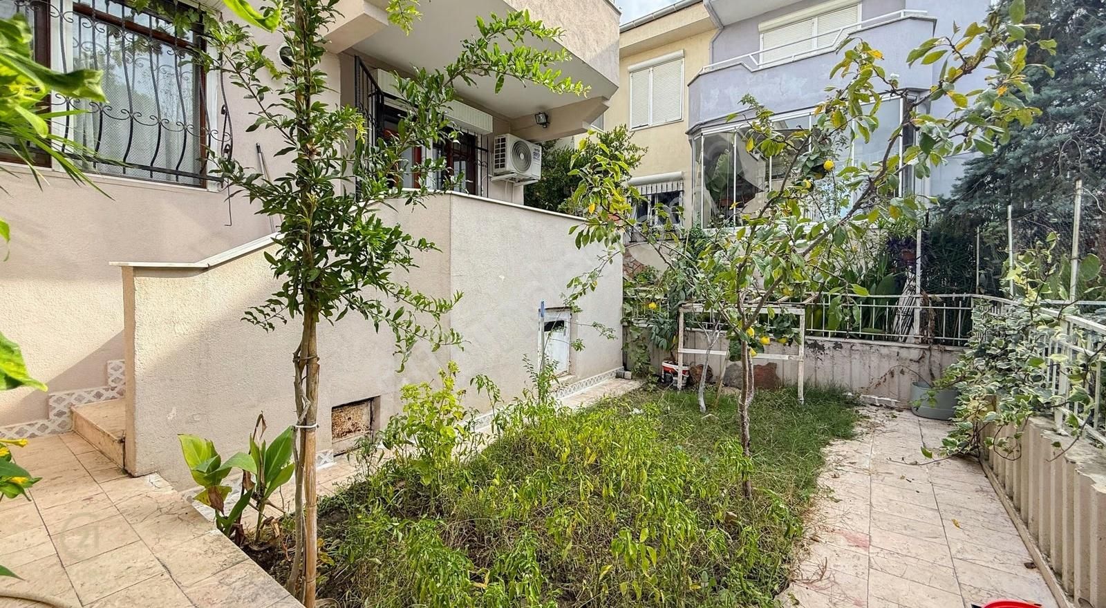 C21 Bal'dan Paşaalaanı Mahallesi 4+1 Müstakil Satılık Triplex - Görsel 2