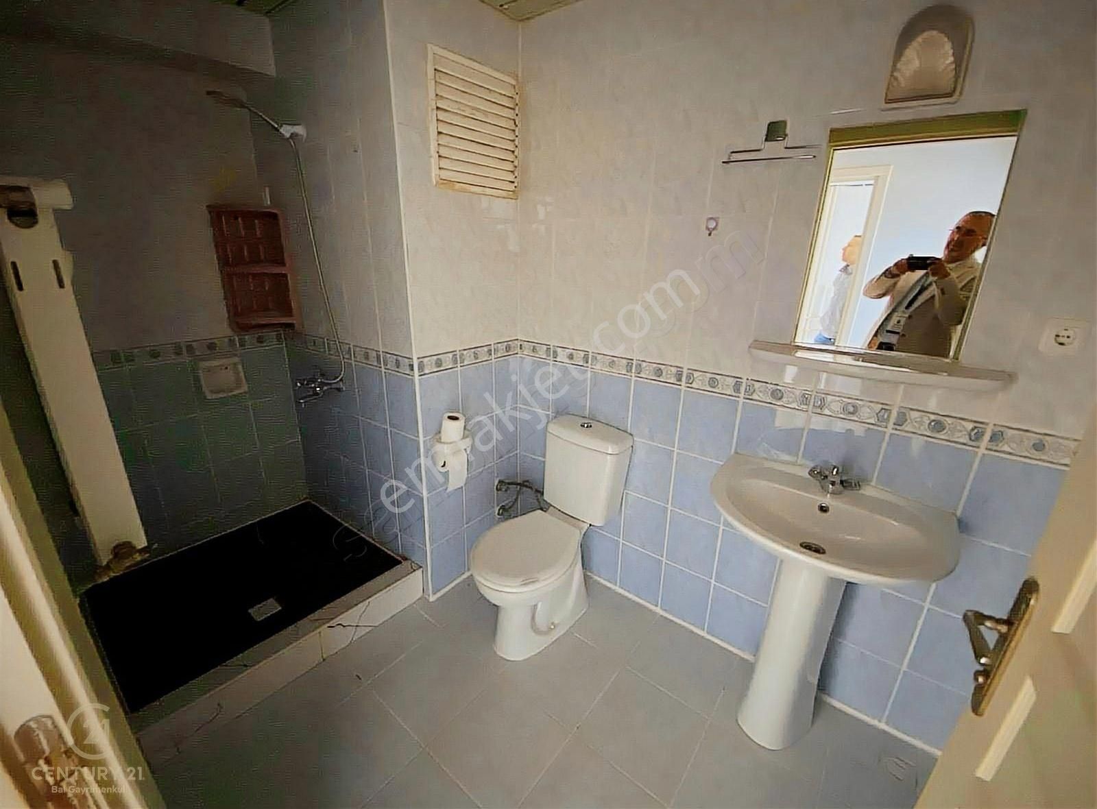 Century 21 Bal'dan Toki Yeni Mahallede Kiralık 1+1 - Görsel 9