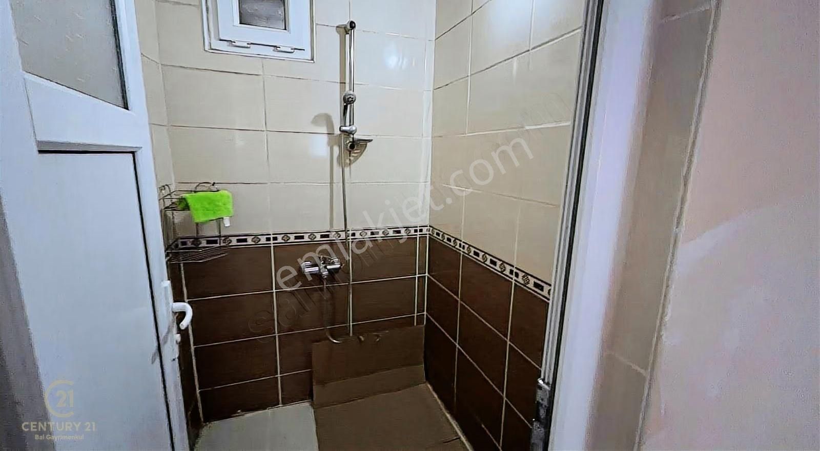 Century21 Bal'dan Plevne Mahallesin Eşyalı Kiralık 3+1 Daire - Görsel 11
