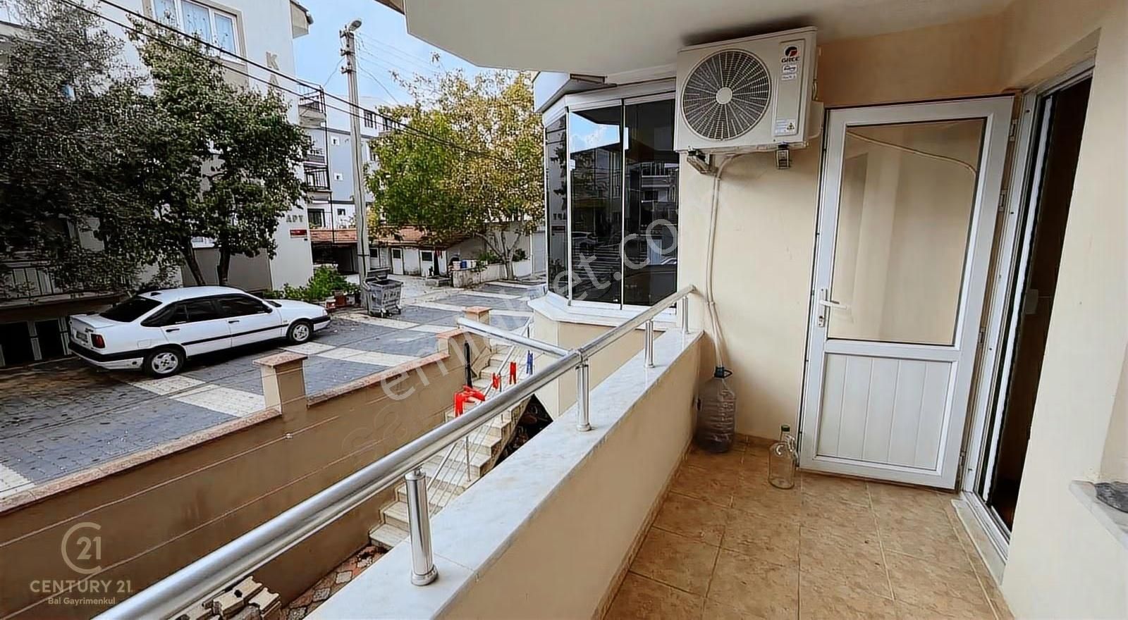 Century21 Bal'dan Plevne Mahallesin Eşyalı Kiralık 3+1 Daire - Görsel 14
