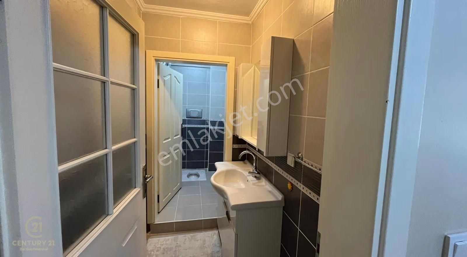 Century21 Bal'dan Plevne Mahallesin Eşyalı Kiralık 3+1 Daire - Görsel 5