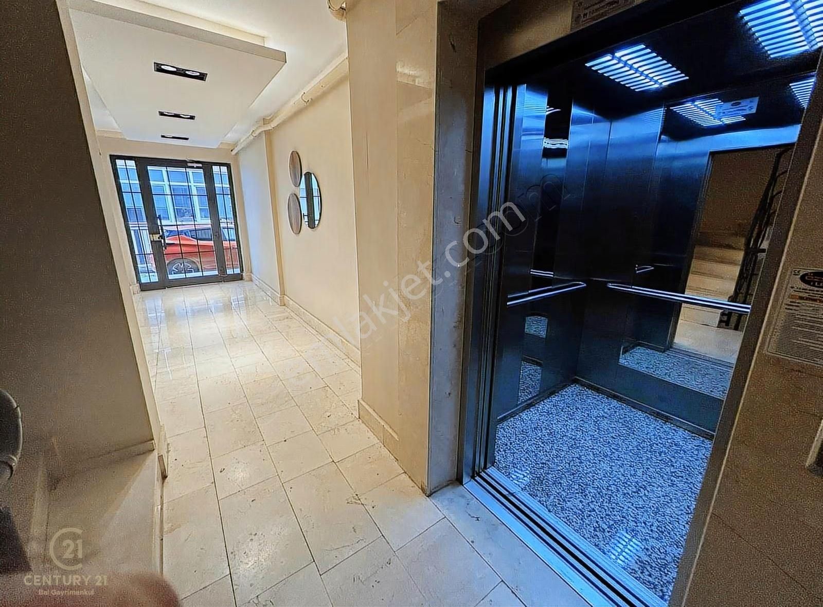 C21 Bal'dan Atatürk Mahallesi Geniş Kiralık 3+1 Daire - Görsel 17