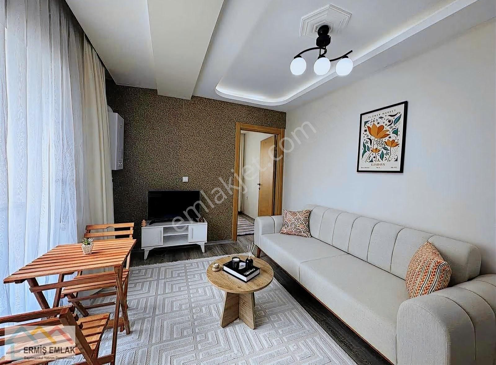 Doğalgazlı , Merkezi Konumda Kiralık 1+1 Daire - Görsel 11