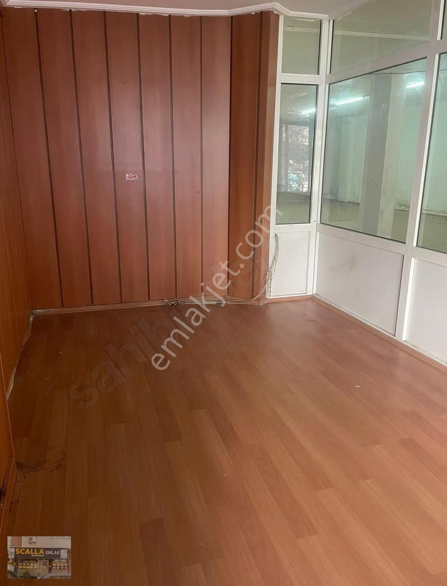 Satılık Bodrumlu İşyeri Atölye 475m2 Metrobüse 7-8 Dak.yür.mesaf - Görsel 8