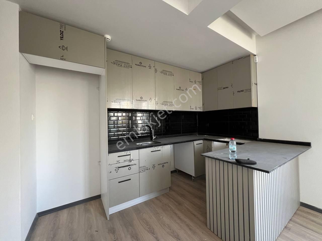 Karınca'dan Deniz Mh'de Harika Konumda Havuzlu 1+1 Satılık! - Görsel 2