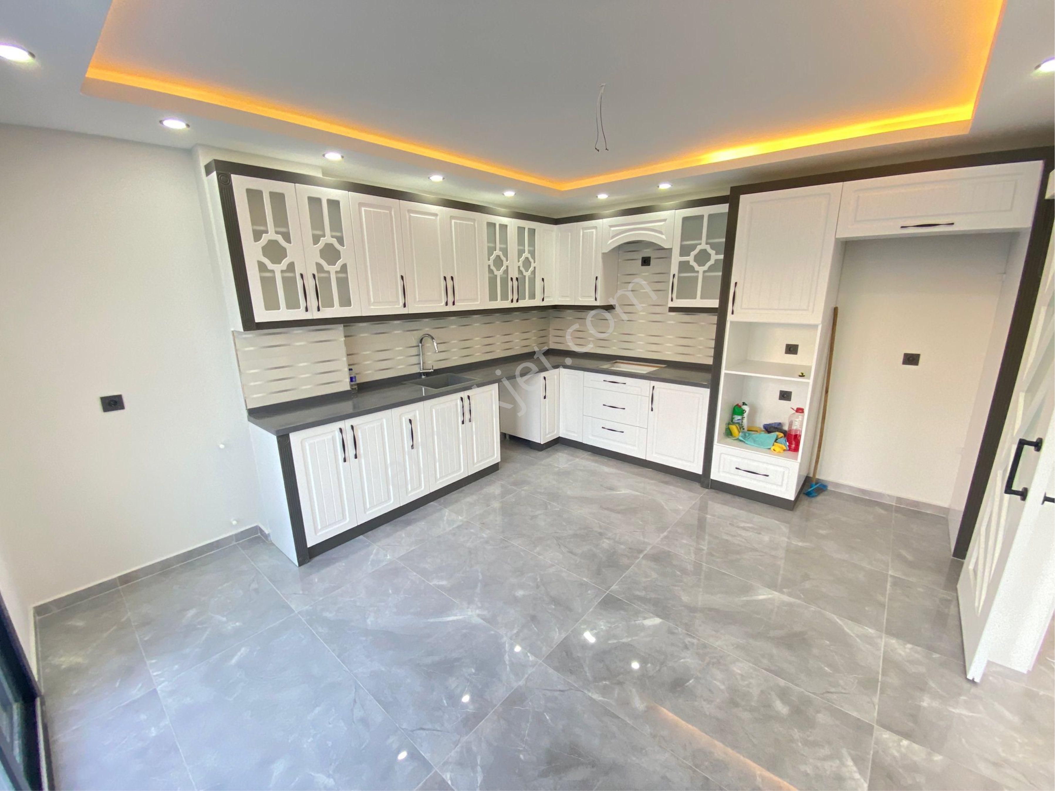 Fevzi Paşa Uslu Sitesi 5+1 Ayrı Mutfak Villa - Görsel 30