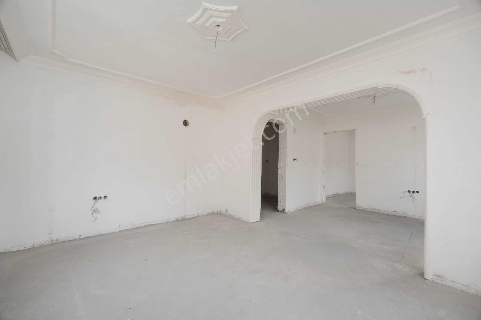 Cb Black'tan Karaman'da Satılık Köşe Bina - Görsel 6