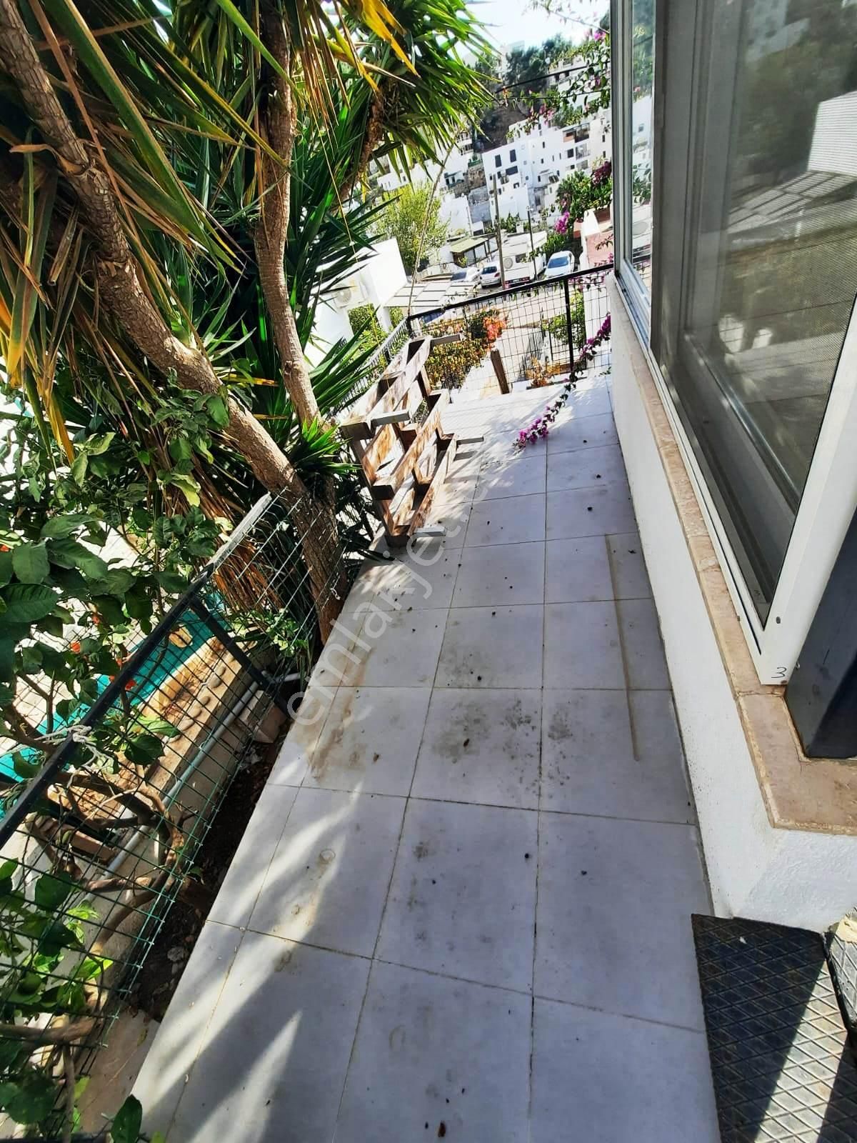 Bodrum Kumbahçe’de Site İçi – Deniz Manzaralı Satılık 3+1 Dubleks - Görsel 23