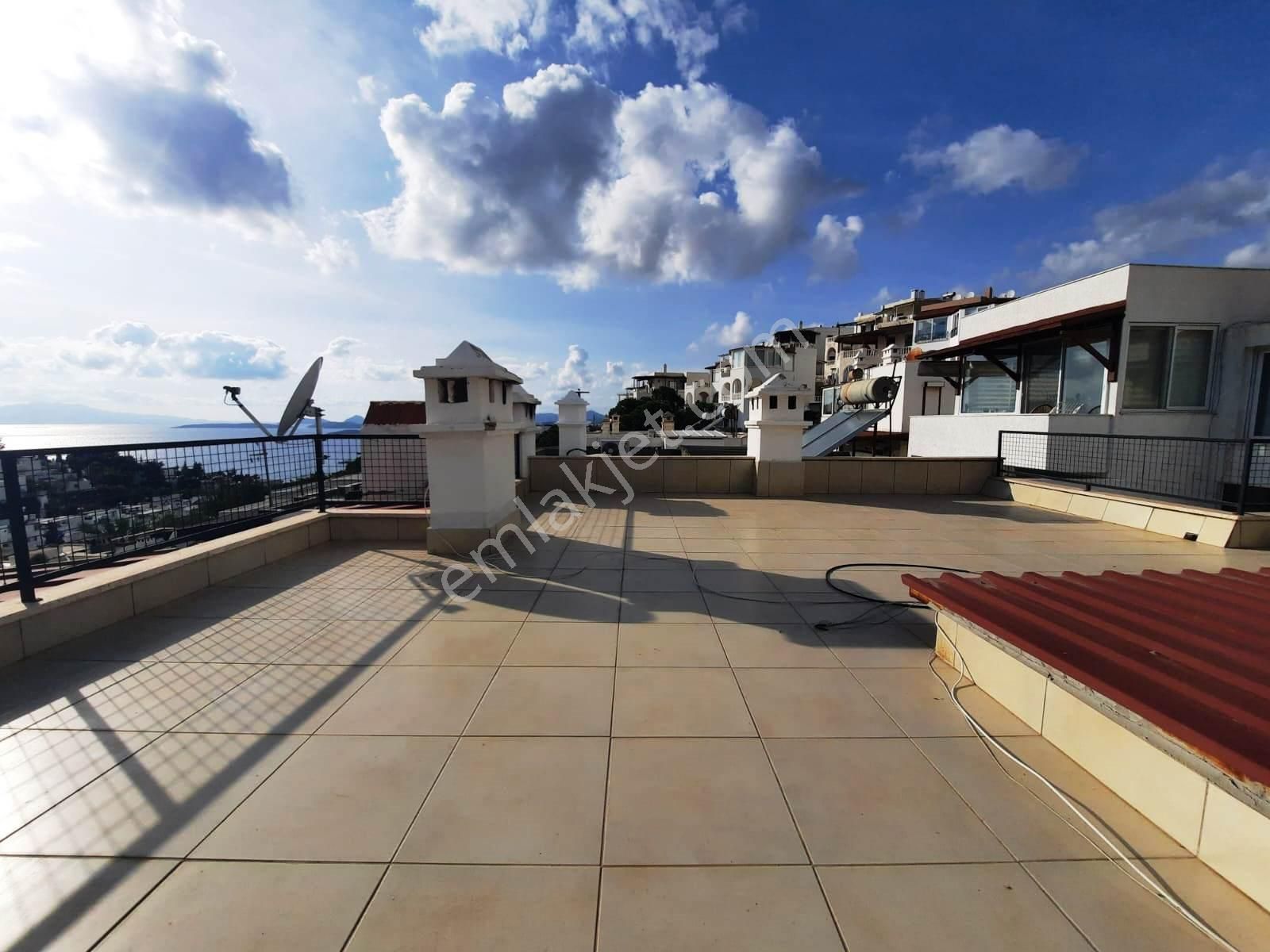 Bodrum Kumbahçe’de Site İçi – Deniz Manzaralı Satılık 3+1 Dubleks - Görsel 2