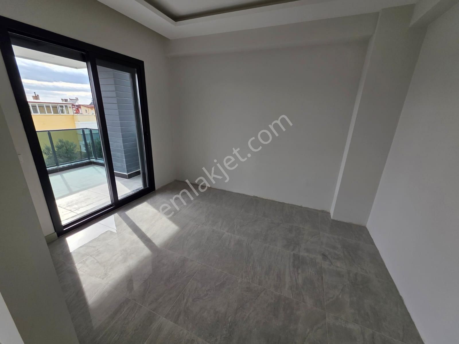 Irmaksudan Güre De Tam Müstakil 6+1 Havuzlu Saunalı 4 Katlı Lüks Villa - Görsel 19