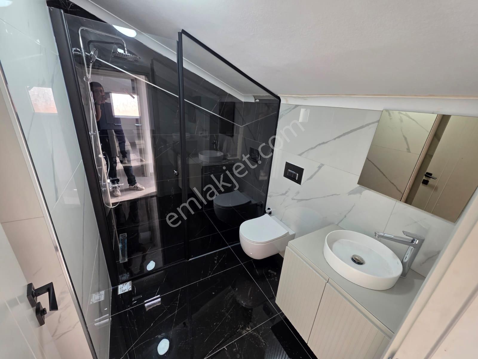 Irmaksudan Güre De Tam Müstakil 6+1 Havuzlu Saunalı 4 Katlı Lüks Villa - Görsel 11